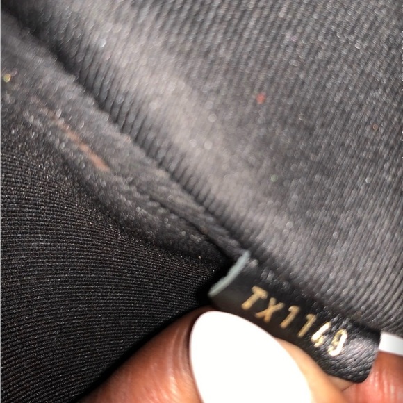 Louis Vuitton 
Monogram Palm Springs Backpack PM - Picture 6 of 15